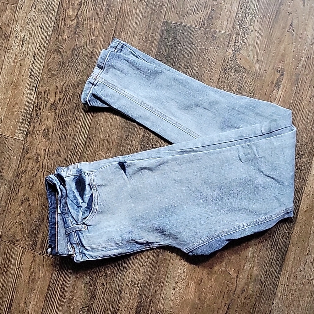 Men's faded jeans